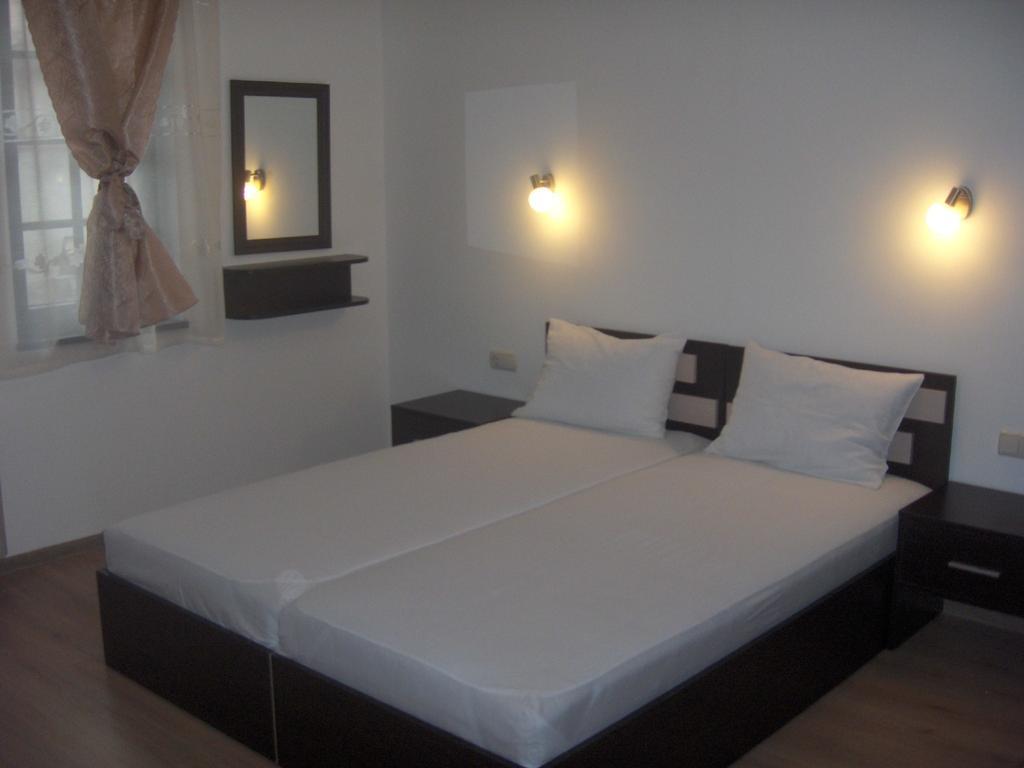 Krasteva House Hotel Berkovitsa Phòng bức ảnh